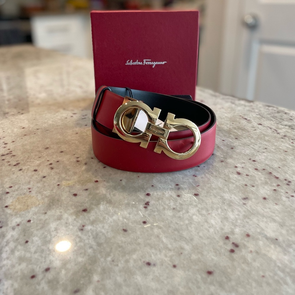 Salvatore Ferragamo Reversible & Adjustable Belt, Red/Black